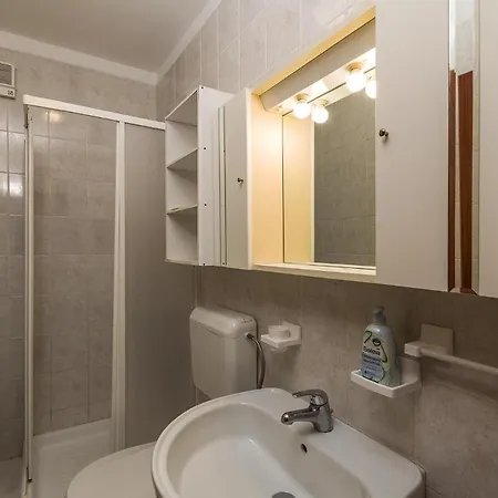 Nada 1202 Apartman Banjole