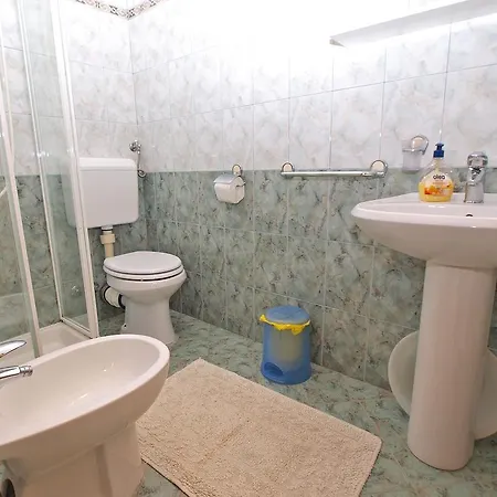 Nada 1202 Apartman