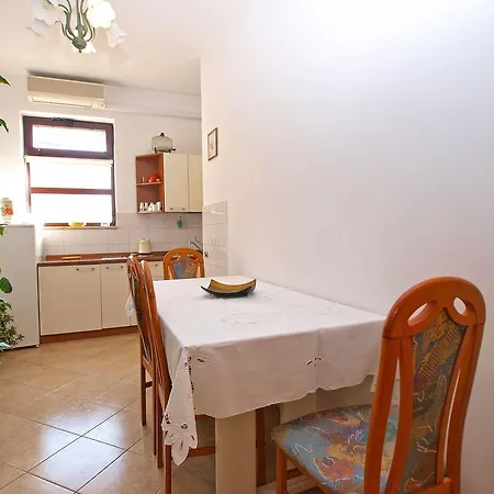 Nada 1202 Apartman Banjole