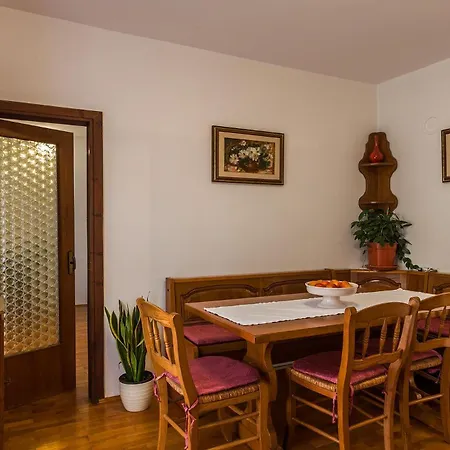 Nada 1202 * 반졸레