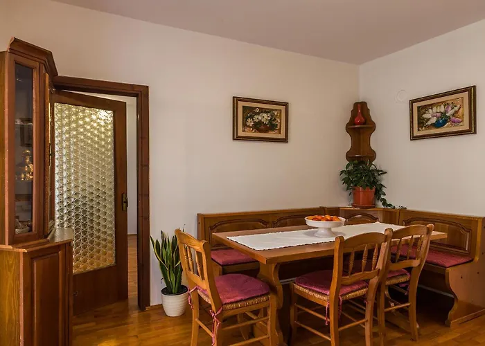 Nada 1202 * 반졸레