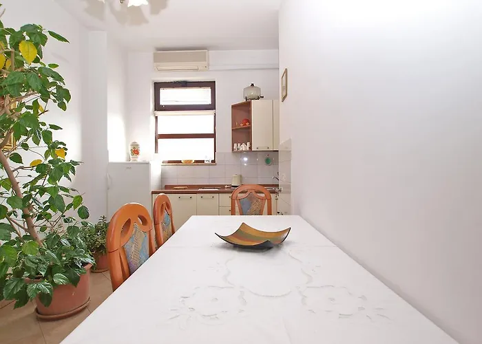 Nada 1202 * 반졸레