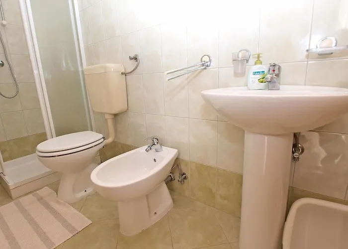 Nada 1202 아파트 반졸레